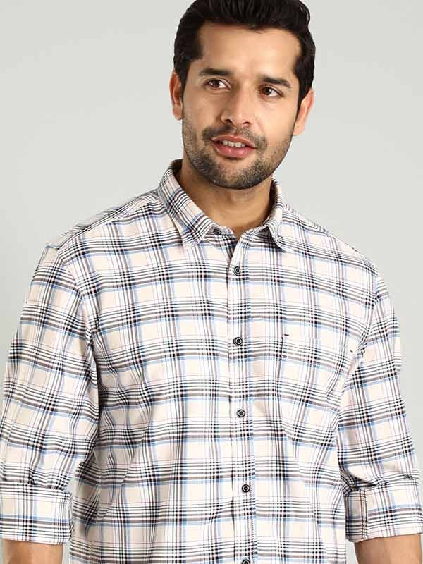 Indian Terrain Men's Regular Fit Full Sleeve Checkered Off White Shirt